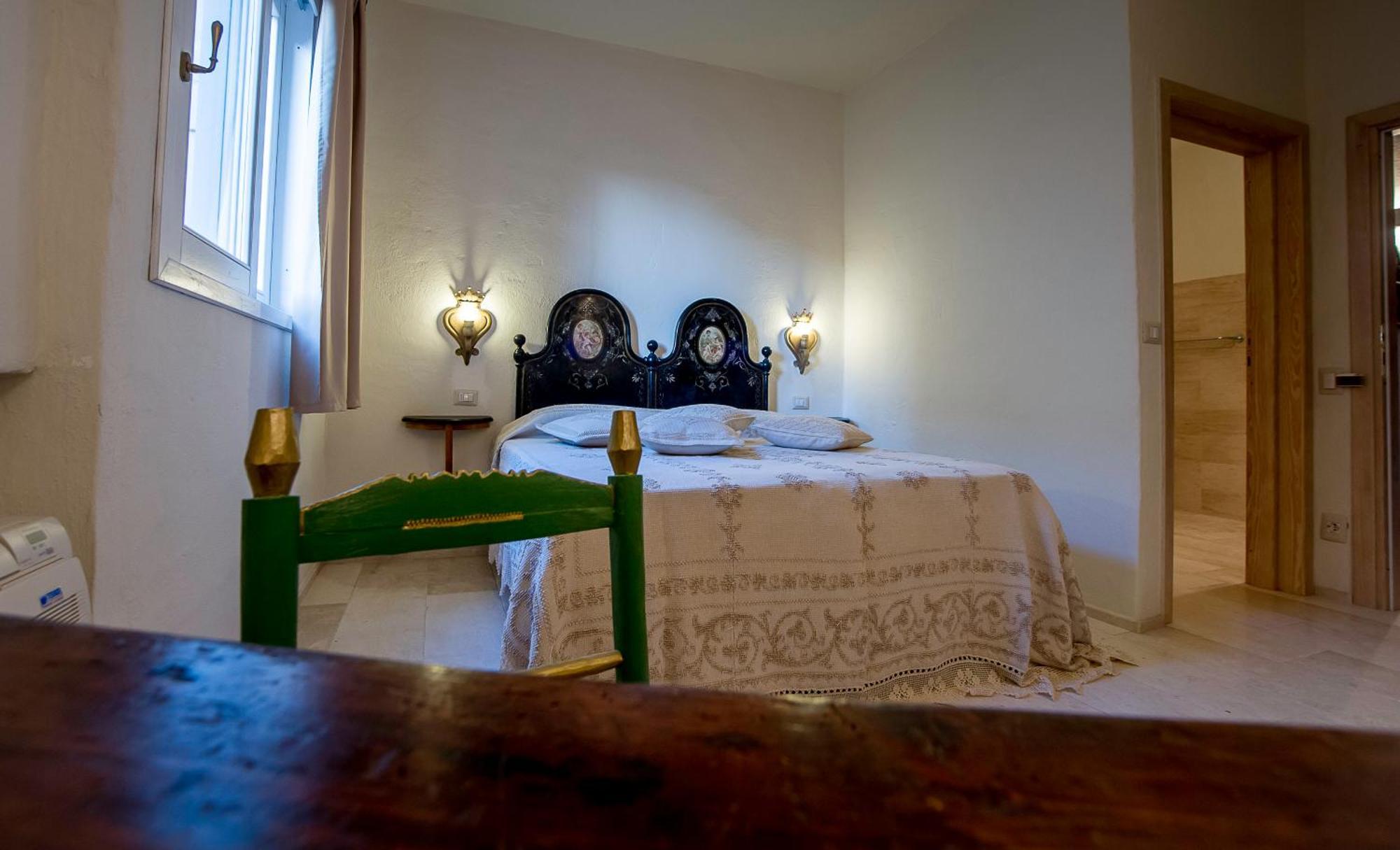 Antica Dimora La Corona San Pantaleo Bagian luar foto